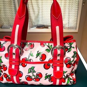 ISABELLA FIORE CHERRIES JUBILEE PINK LEATHER BAG **HARD TO FIND**